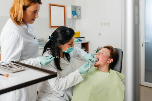 Best Emergency Dental Care for Broken or Chipped Teeth in Mshall, AR
